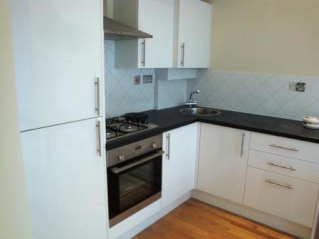 			3 Bedroom, 1 bath, 1 reception Flat			 Portnall Road, MAIDA VALE/QUEENS PARK